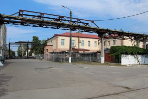 Велосипедный паркинг на территории завода